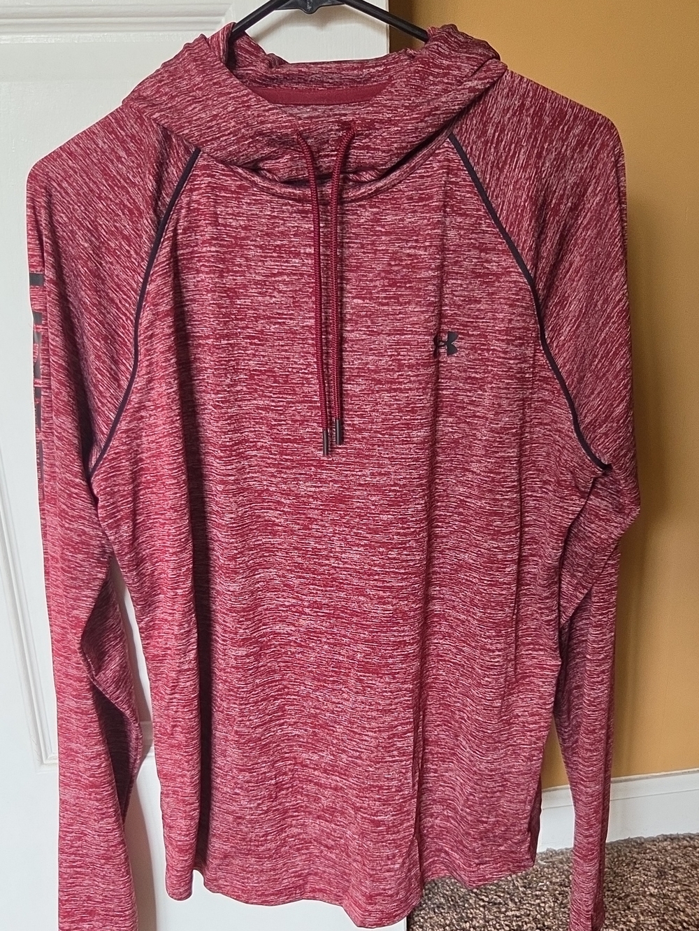 Under Armour Women's Pullover